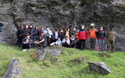 Familias yaganes de Puerto Williams visitan la tierra de sus ancestros en la Bahía Yendegaia