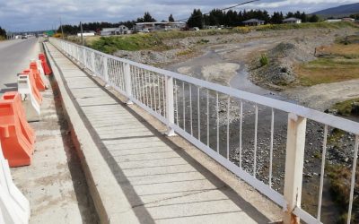 ​MOP reparó baranda del Puente Leñadura