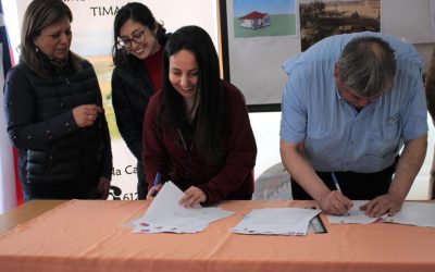 ​Realizan firma de convenio de asistencia técnica para construcción de edificio consistorial de Timaukel en Pampa Guanaco